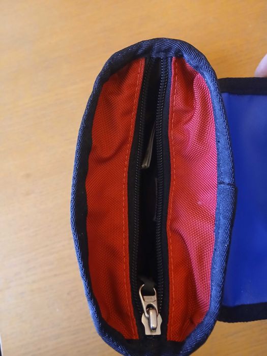 North face чанта през рамо