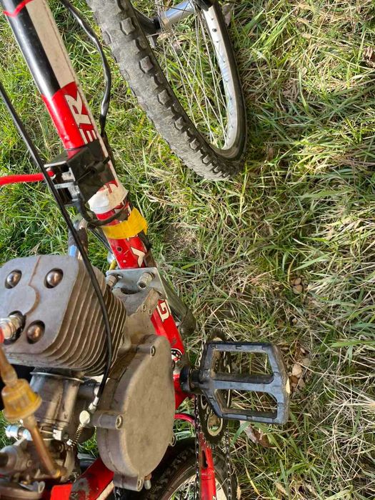 Моторно колело с бензинов двигател