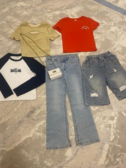 Джинсы футболки на 10-12 лет