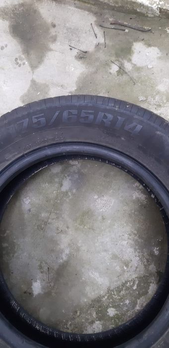 Vând 4 cauciucuri vară