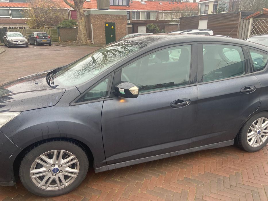 Vând Ford C-Max 2.0 diesel