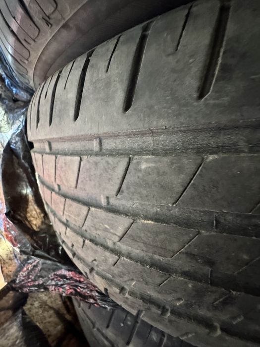 Anvelope vara 235/55/R17 set 4 buc 400ron toate