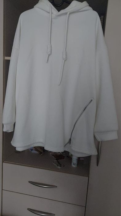 Женская оджеда- бомбер