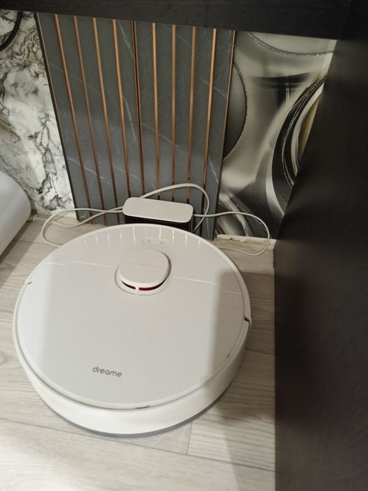 Продам робот пылесос