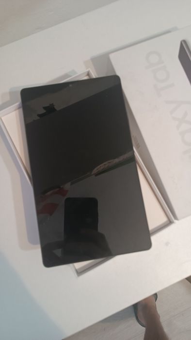 Продам планшет в хорошем состоянии!