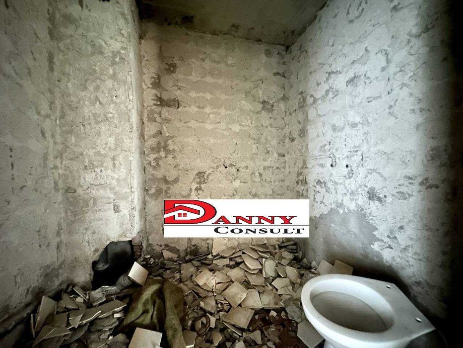 Продава се Тристаен апартамент в Павликени - 76 кв.м за 470 €/кв.м - Снимка #10