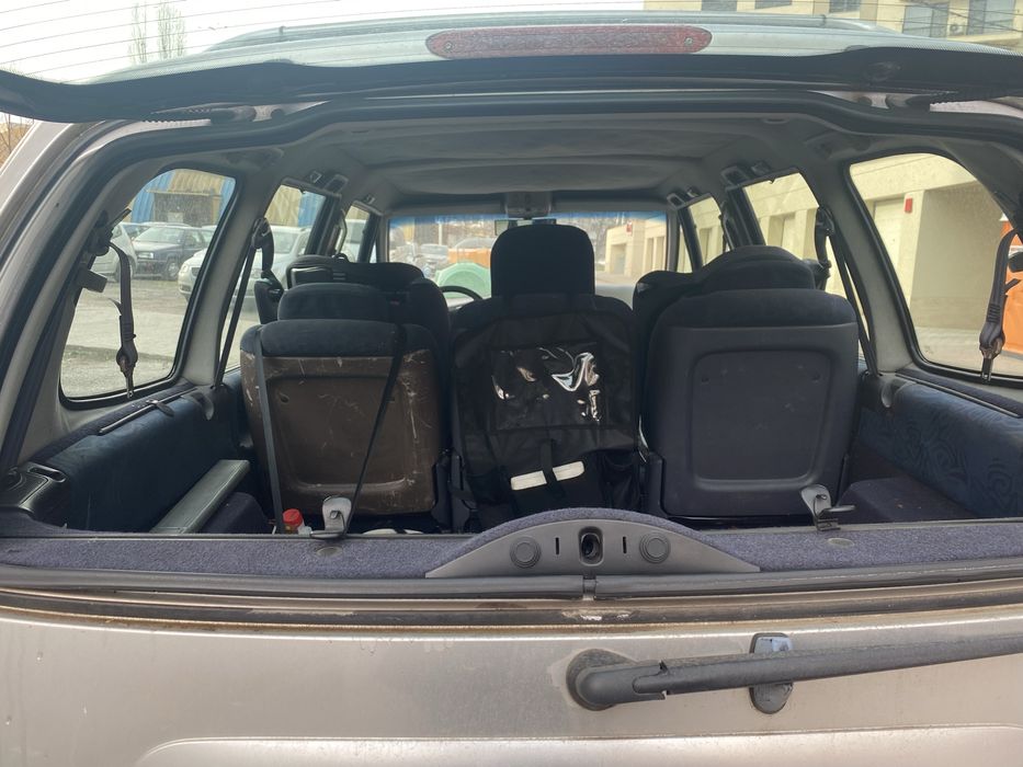 Продава се Рено еспейс 3