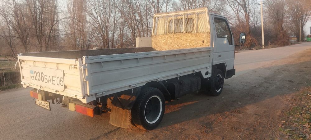 Машина грузовая "MAZDA"