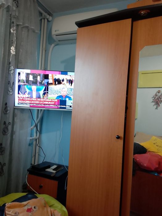 Vanzare ap 2 camere decomandat  Eroii Revolutiei langa parc tineretului,Carol