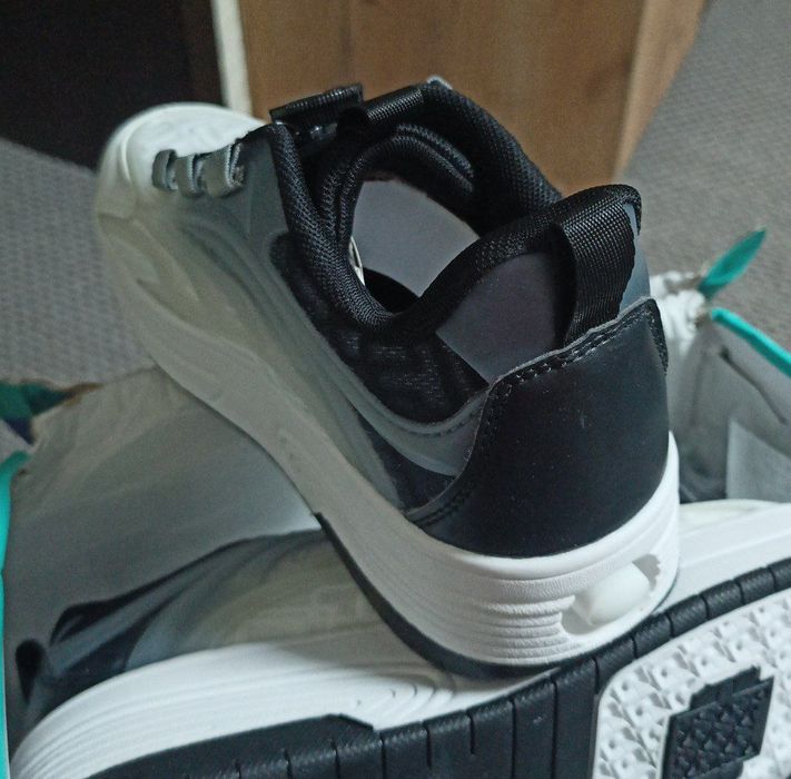 Кросовки на колесиках