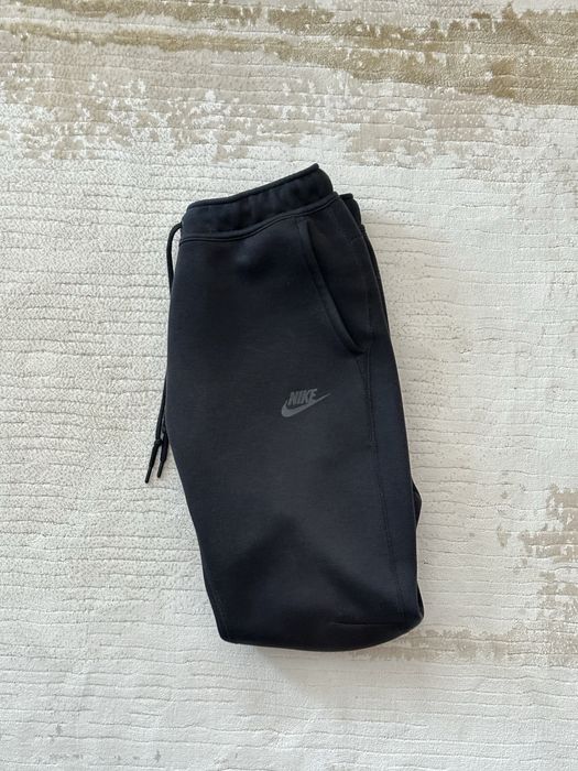Nike Tech Fleece - S