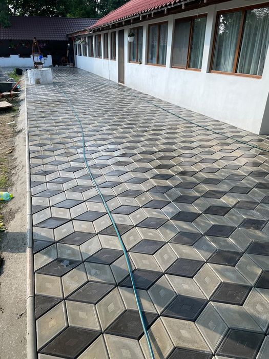 Montaj pavele bordura Rigola gazon