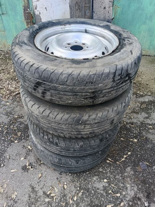 Продам резину на ваз