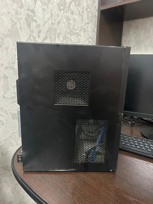 Продаю компьютеры комплект