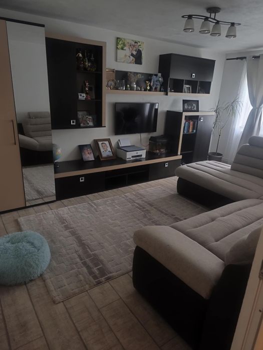 Vând apartament cu 2 camere