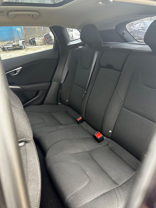 Volvo V40,D3 2.0Diesel