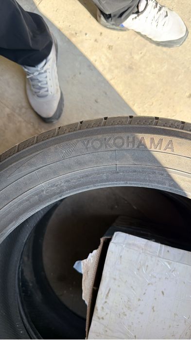 Продам шины 2 шт