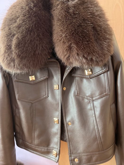 Дамско яке кафяво