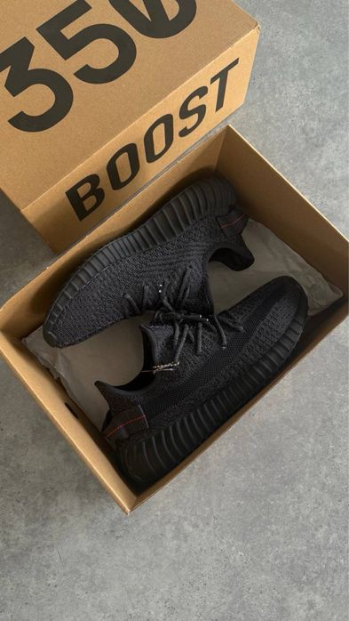 Yeezy Boost 350 V2 'Black Non-Reflective'