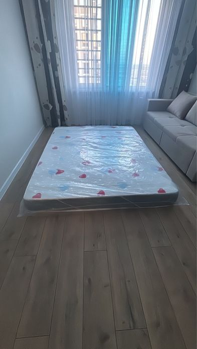 Матрац новый 200х160