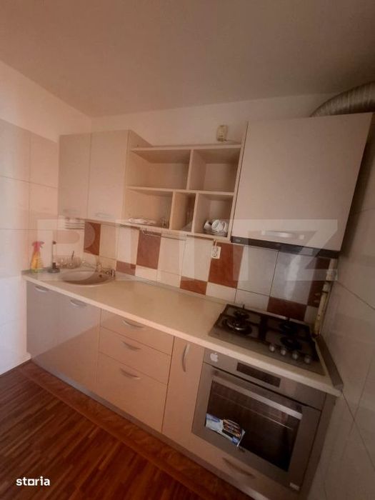 Apartament de vanzare, zona centrala Gaesti — fotografia 1
