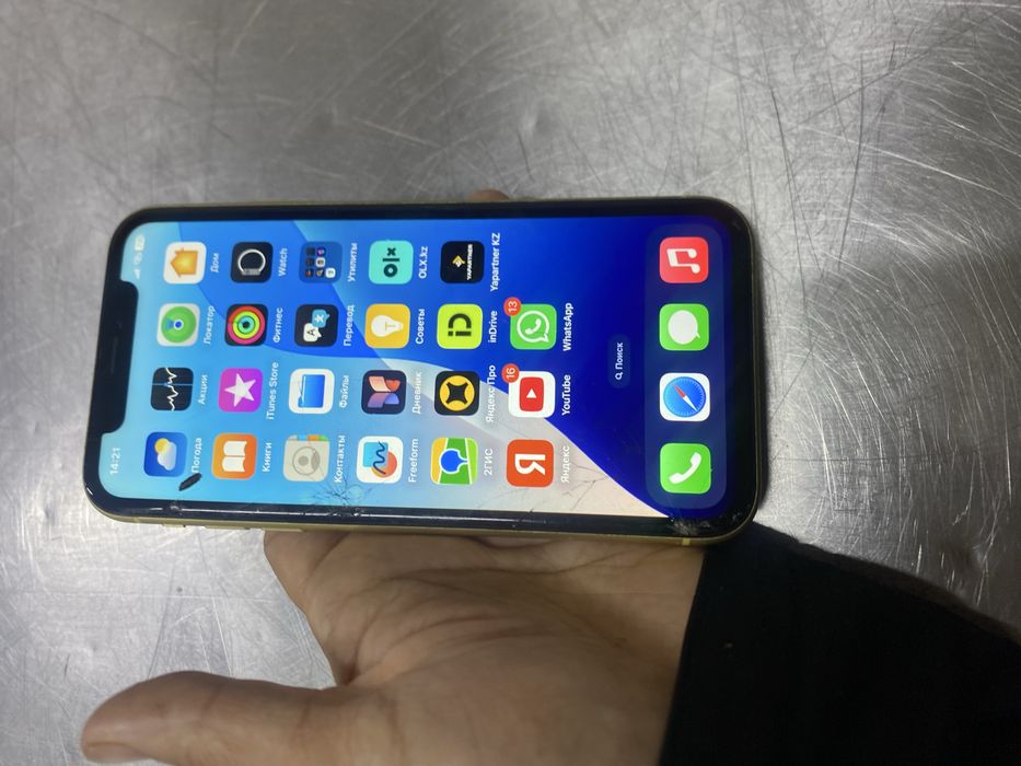 Айфон XR продам срочно