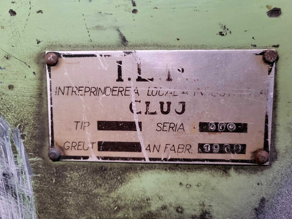 Abric cu grosime + circular cu freza