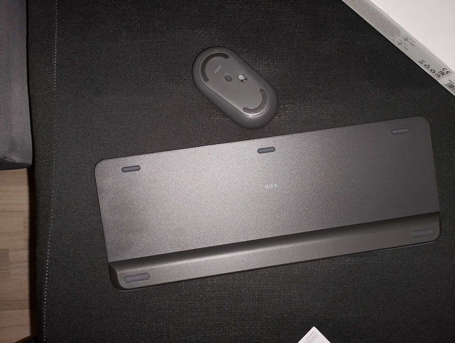 Безжичната клавиатура и мишка LOGITECH MK470