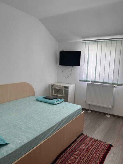 Inchiriez/Ofer Cazare camere pentru muncitori - Lehliu Gara