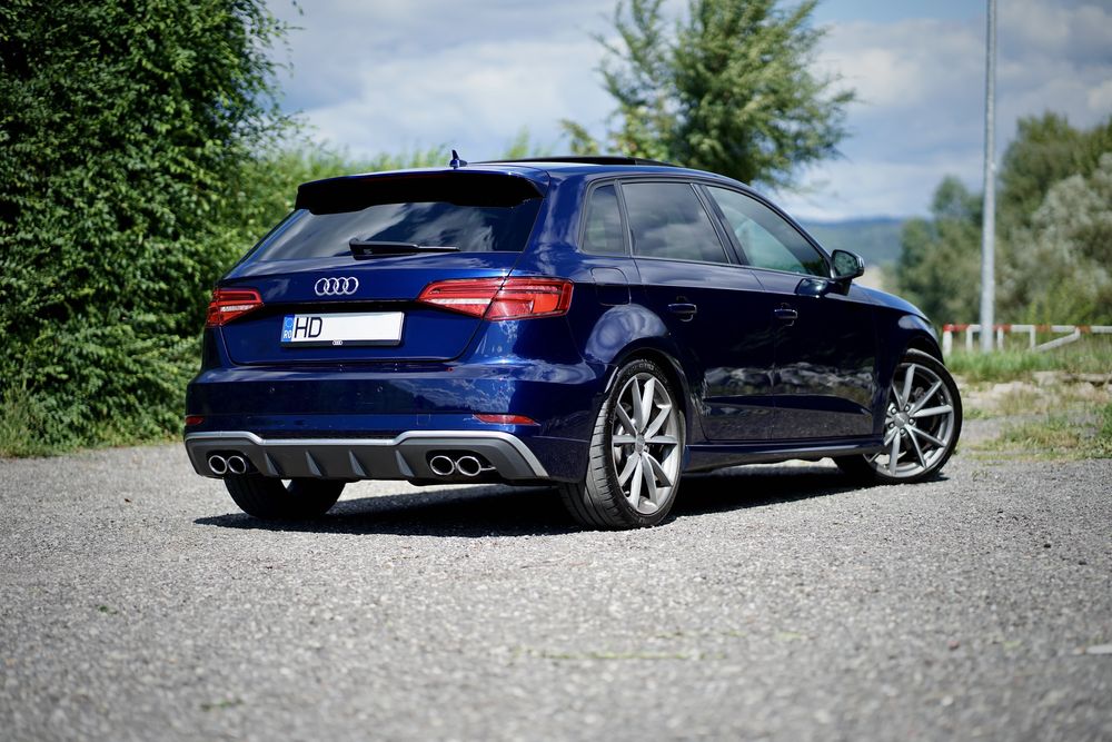 Audi S3 Sportback 8V Facelift 2.0 TFSI quattro, trapă, piele, B&O