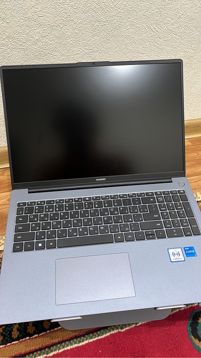 Huawei MateBook D16 16.1" / 16 Гб / SSD 512Г6 / Win 11 / RolleF-W5651D