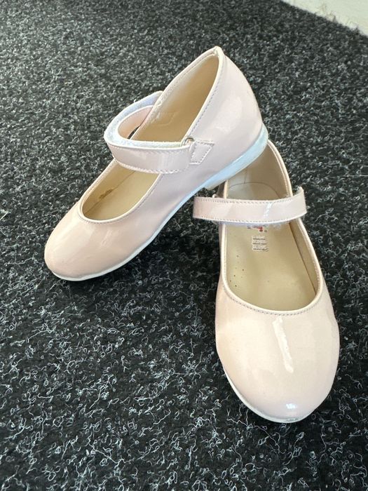 Туфли на девочку