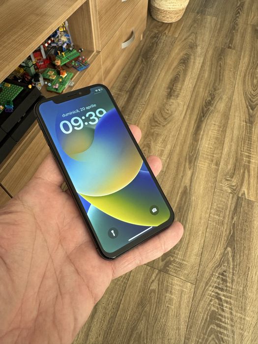 iPhone X grey,memorie 64Gb, baterie 100%, husa, cablu,frumos