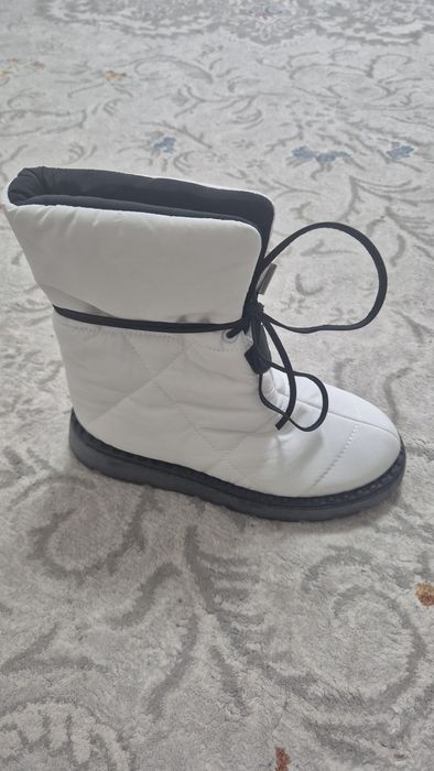 Продам женскую обувь