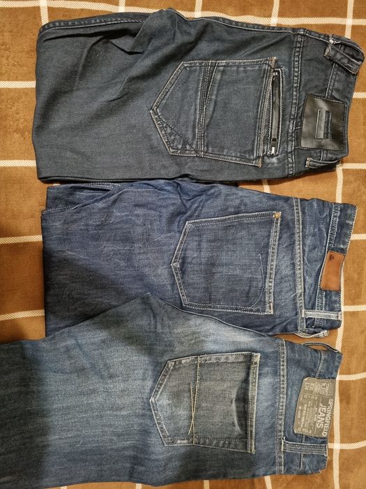 Продам джинсы брэндовые 3000 тенге