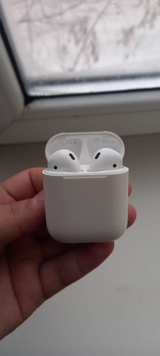 Продам Air pods 2 series