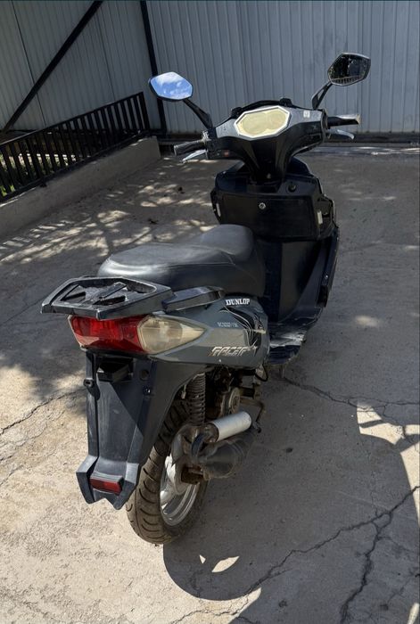 Продам скутер 80 куб
