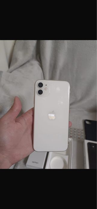 Айфон 11,айфон 11,айфон 8+ продам срочно!