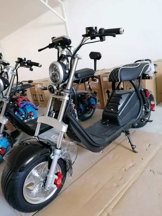 Scuter electric nou cu roți de 10 inch