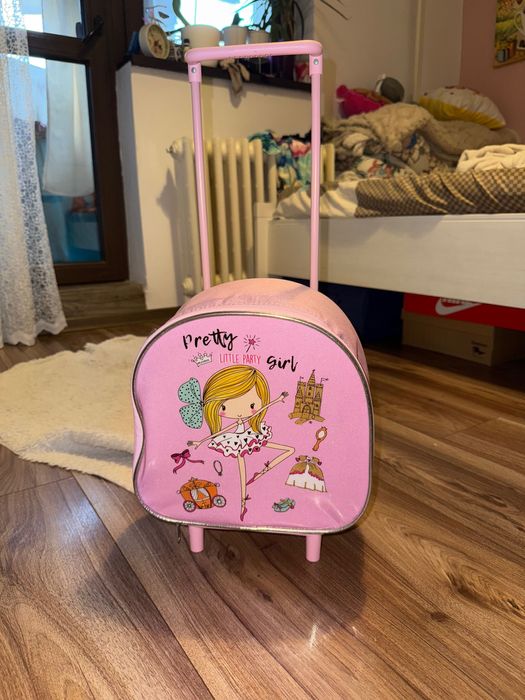 Ghiozdan troller fete nou