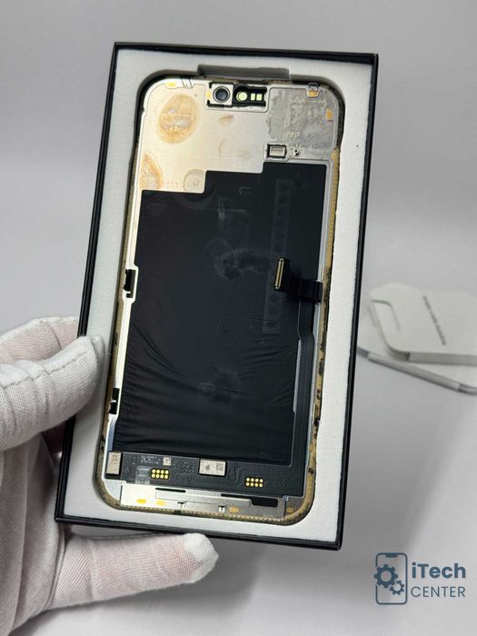 Оригинален дисплей за iPhone 15 PRO MAX, клас C, минимална забележка!