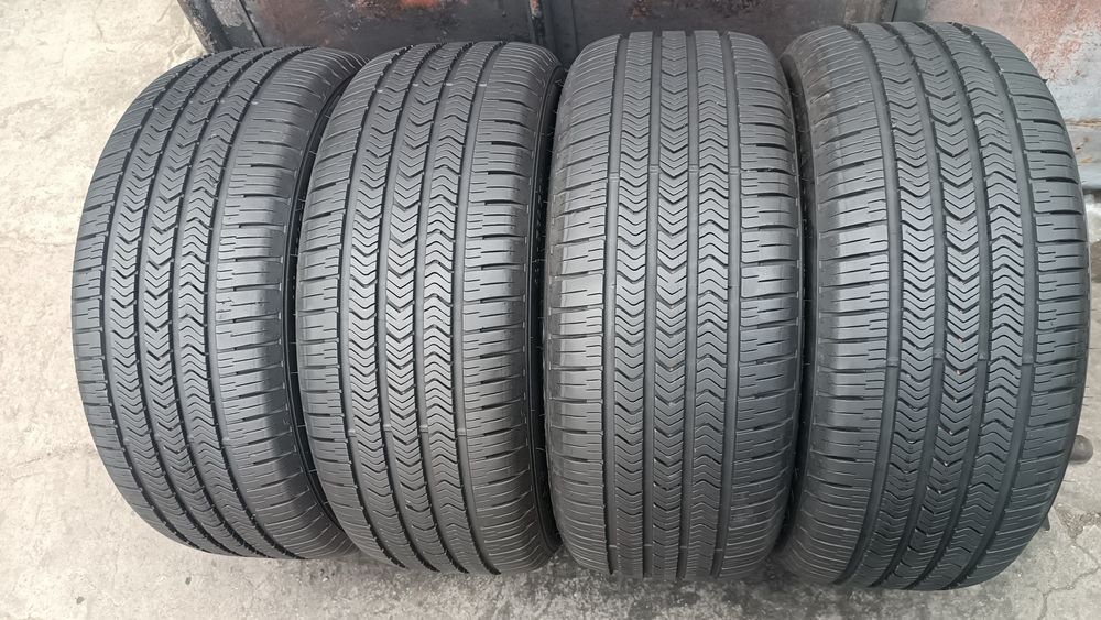 225/50/18 Goodyear