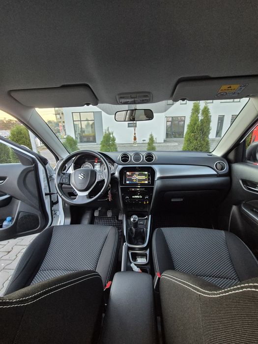 Suzuki Vitara Passion Cool White Pearl Metallic