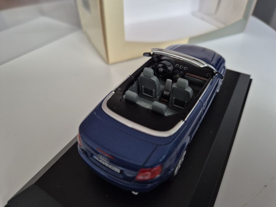 Macheta Audi A4 Cabriolet 1:43 NOREV