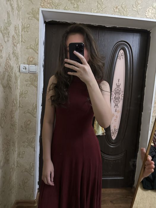 ы: «Бордовое вечернее платье S/M (42–44)».
