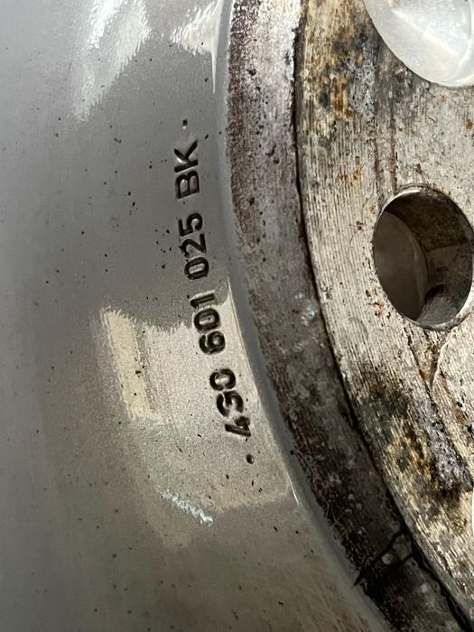 Джанти оригинални за AUDI A6 C7 4G0601025A 8Jx17H2 ET 39 ном 119