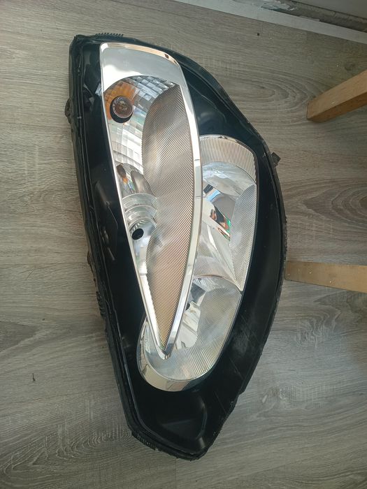 Far scenic 2 stanga  2003-2006 halogen