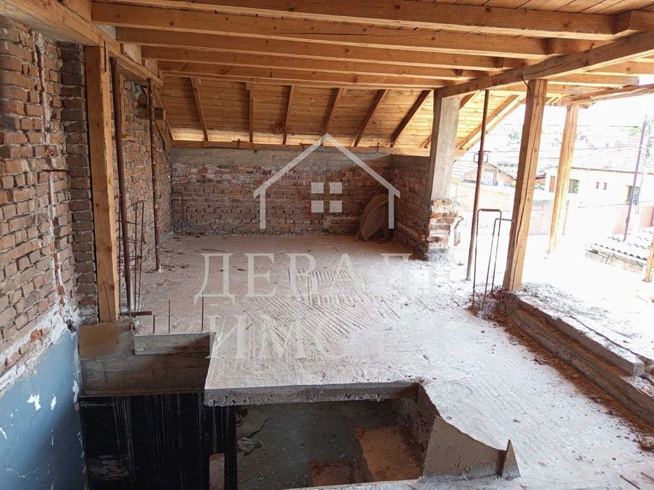 Продава се Къща в Русе, Здравец Север 1 - 136 кв.м за 300 €/кв.м - Снимка #10