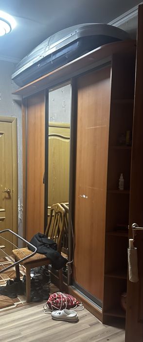 Шкаф коридорный