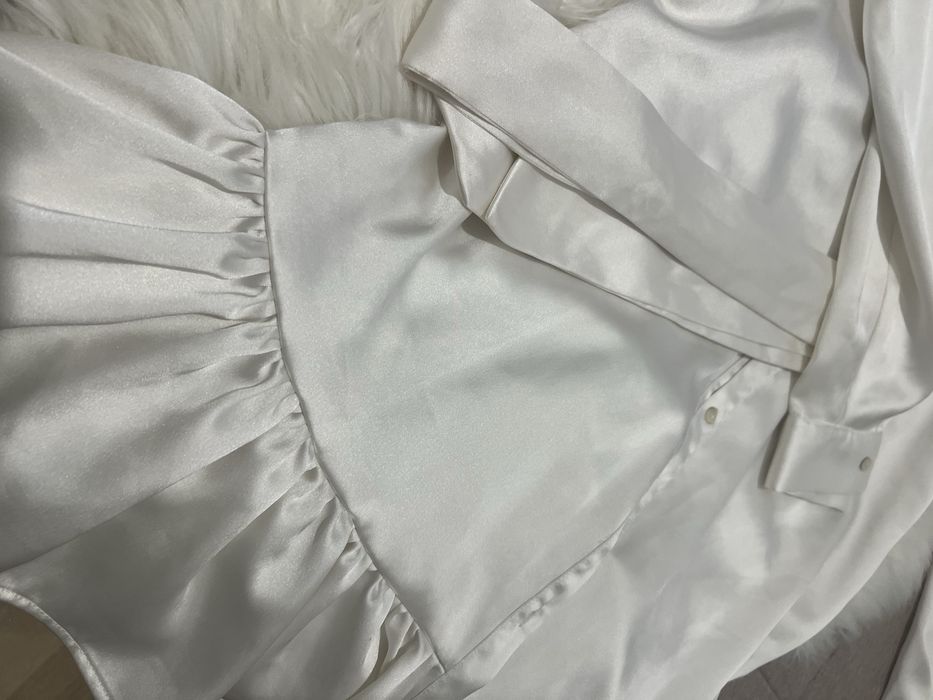 Сатенена рокля Zara рр ХС